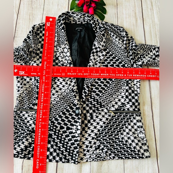 Notations Women’s Black & White Houndstooth One Button Long Sleeve Blazer - Picture 7 of 8